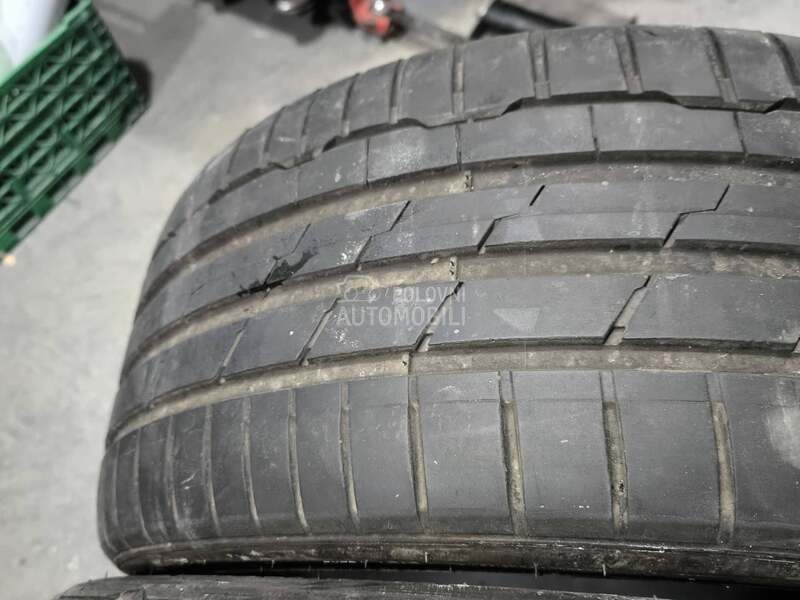Hankook 235/35 R19 Letnja
