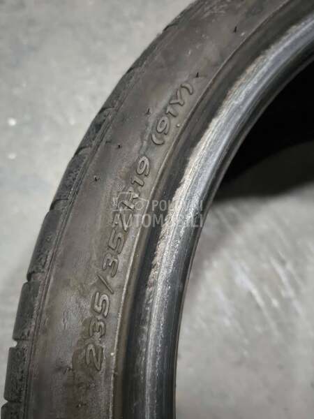 Hankook 235/35 R19 Letnja