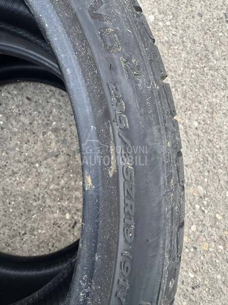 Hankook 235/35 R19 Letnja
