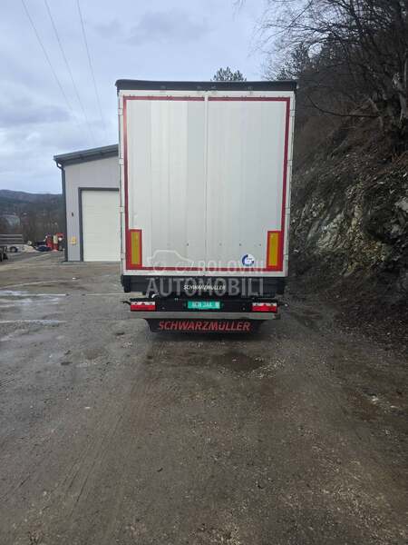 Schwarzmuller STNDARD STRANICA