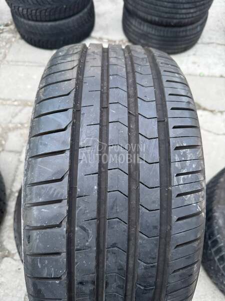 Vredestein 235/40 R18 Letnja
