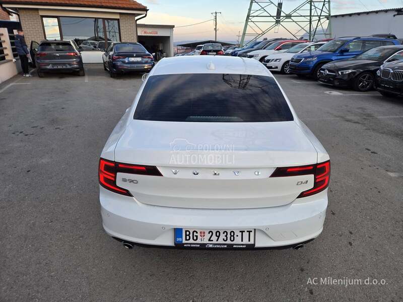 Volvo S90 2.0 D4