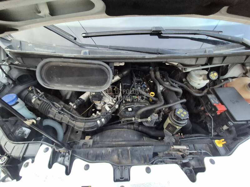 Ford Transit L4/H3