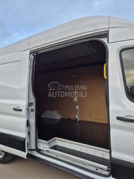 Ford Transit L4/H3