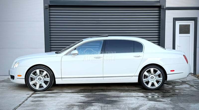 Bentley Continental Flying Spur W12