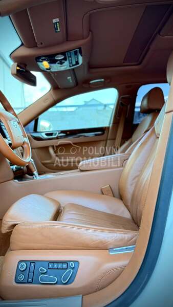 Bentley Continental Flying Spur W12