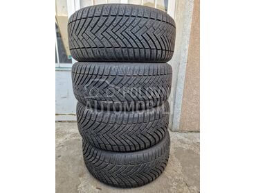 Vredestein 215/45 R16 Zimska