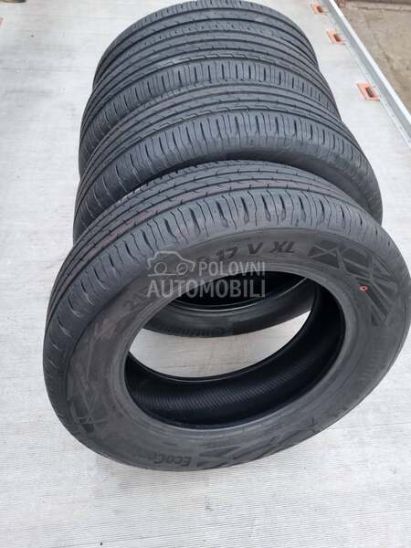 Continental 215/65 R17 Letnja