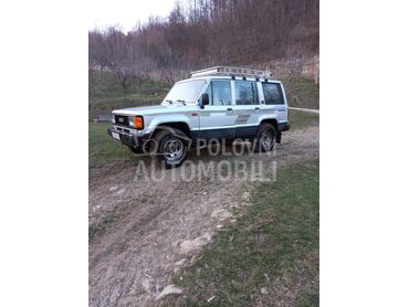 Isuzu Trooper 