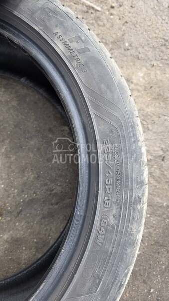Goodyear 235/45 R18 Letnja