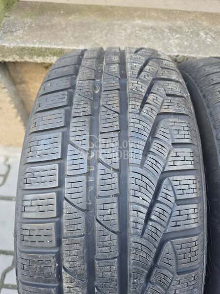 Pirelli 225/60 R16 Zimska
