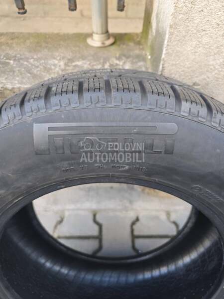 Pirelli 225/60 R16 Zimska
