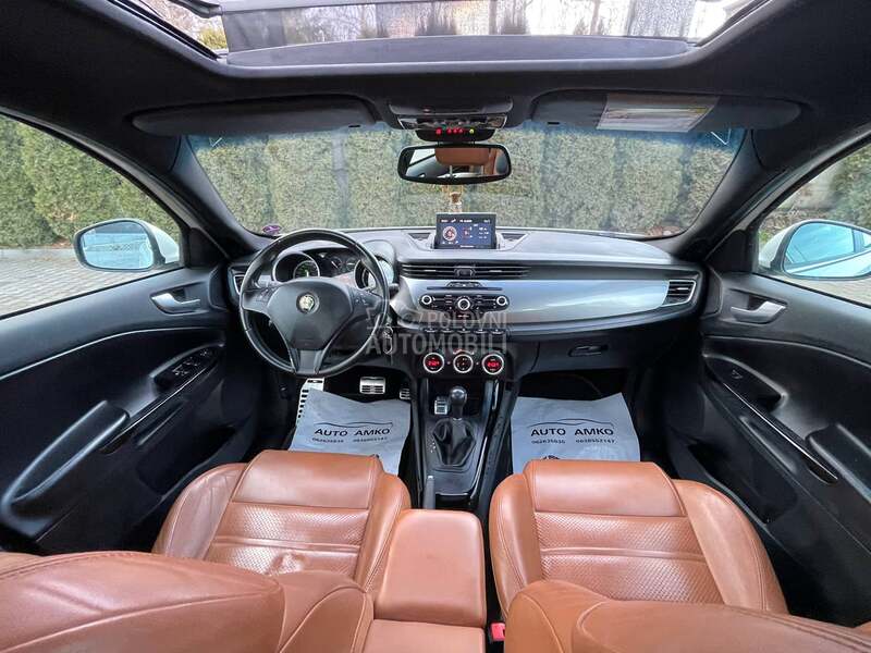 Alfa Romeo Giulietta 