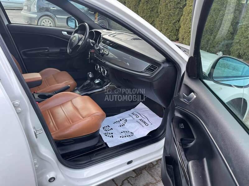 Alfa Romeo Giulietta 