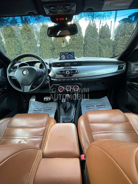 Alfa Romeo Giulietta 