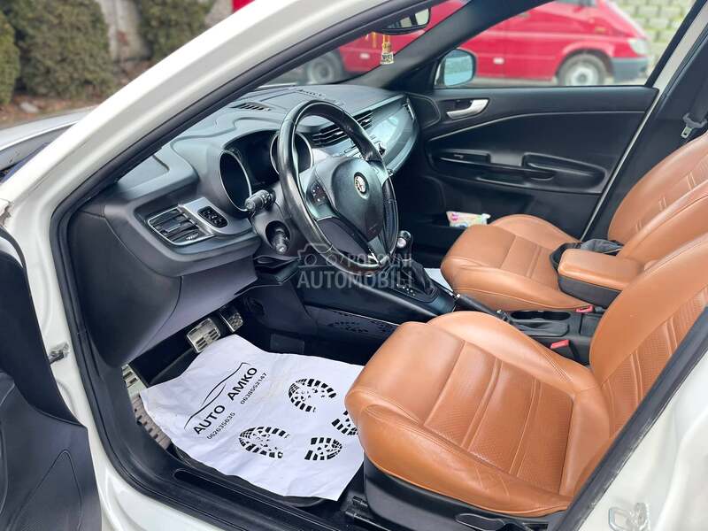 Alfa Romeo Giulietta 