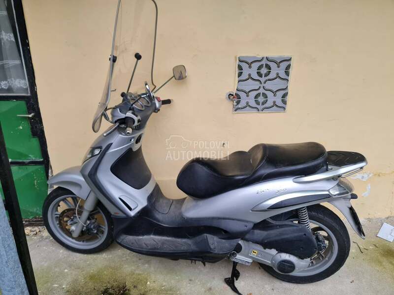 Piaggio Beverly