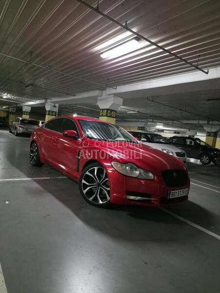 Jaguar XF 