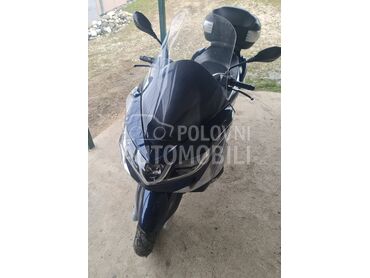 Piaggio X10 350