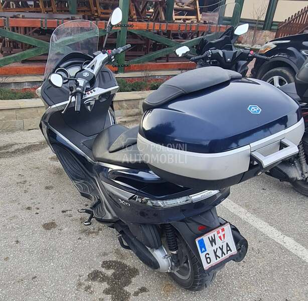 Piaggio X10 350