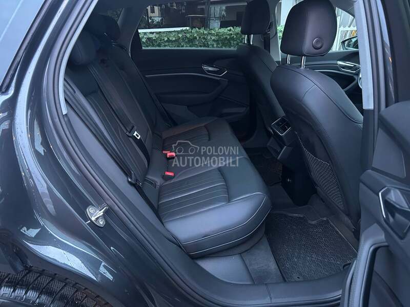 Audi e-tron 50 qattro