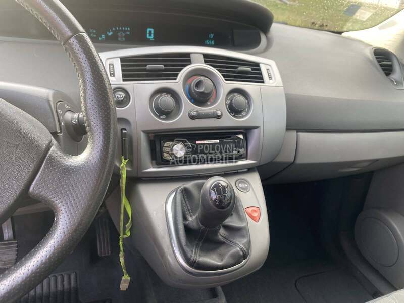 Renault Scenic 1.4