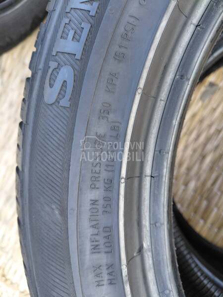 Semperit 225/50 R17 Zimska