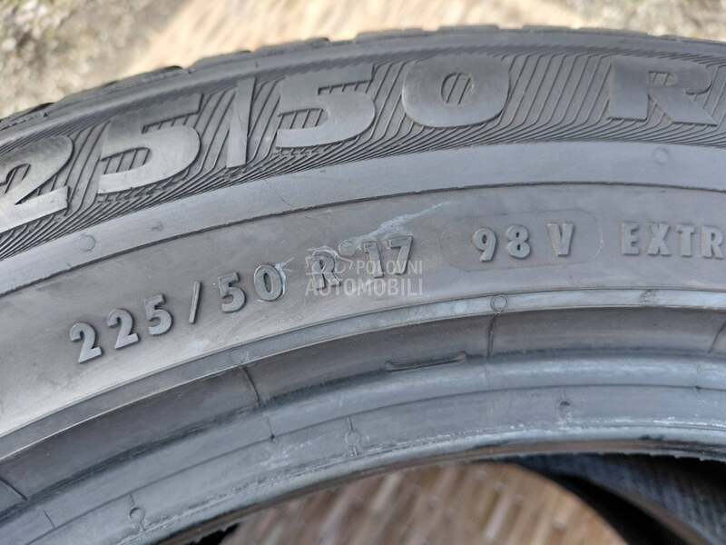 Semperit 225/50 R17 Zimska