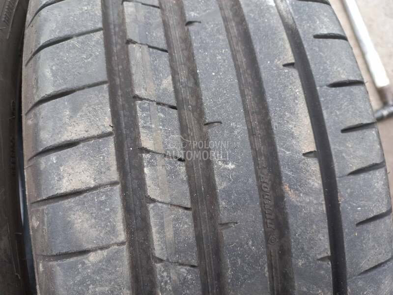 Dunlop 225/45 R18 Letnja