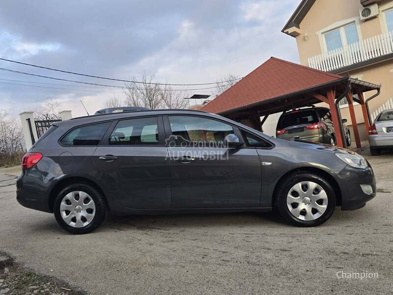 Opel Astra J 1.7 CDTI