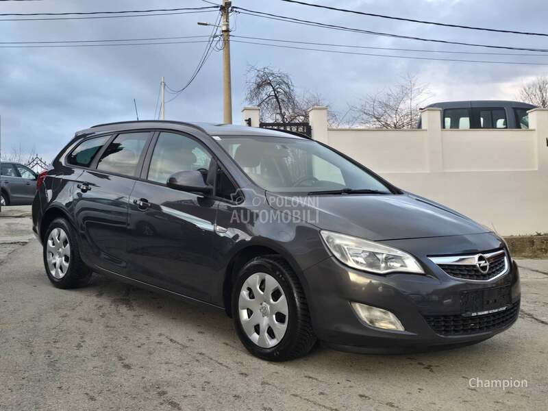 Opel Astra J 1.7 CDTI