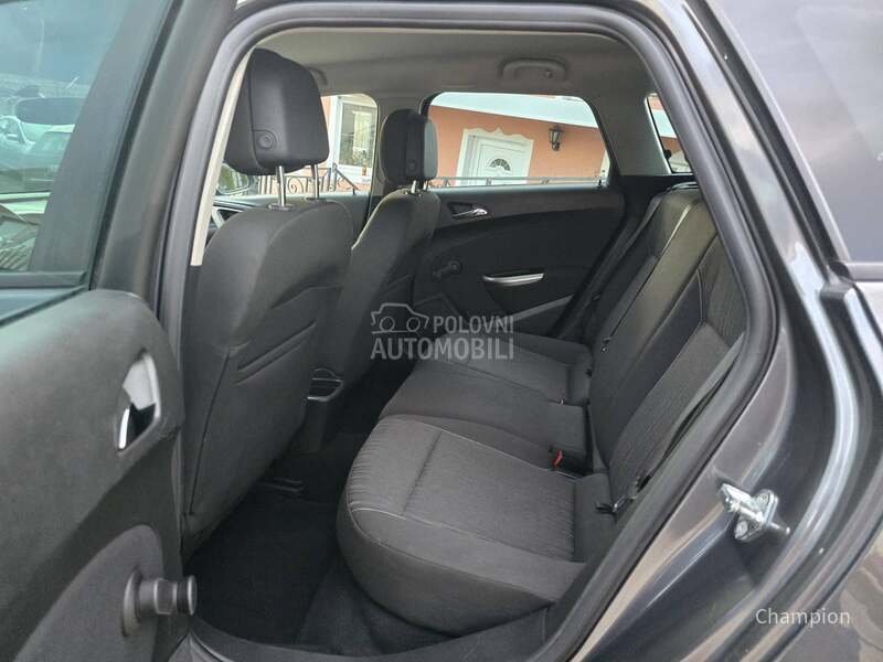 Opel Astra J 1.7 CDTI