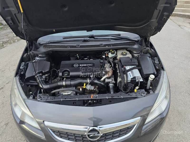 Opel Astra J 1.7 CDTI