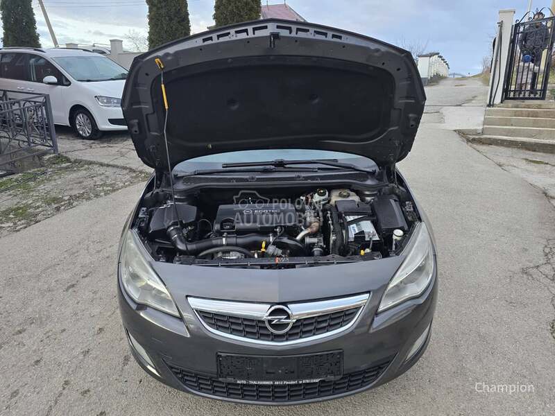 Opel Astra J 1.7 CDTI