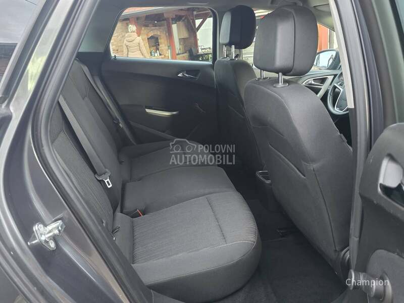 Opel Astra J 1.7 CDTI