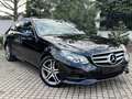 Mercedes Benz E 220 AMG ŠIBER LED AUTOM