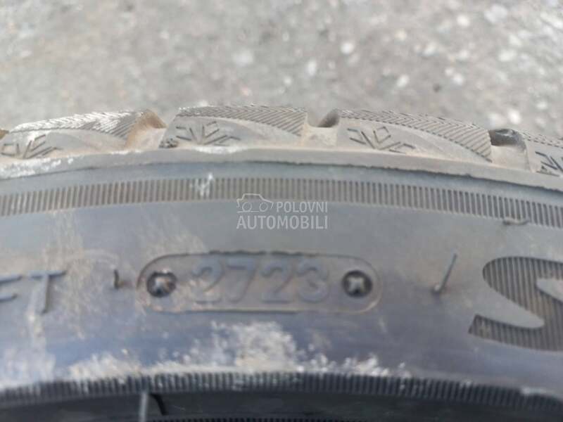 Triangle 275/35 R19 Zimska