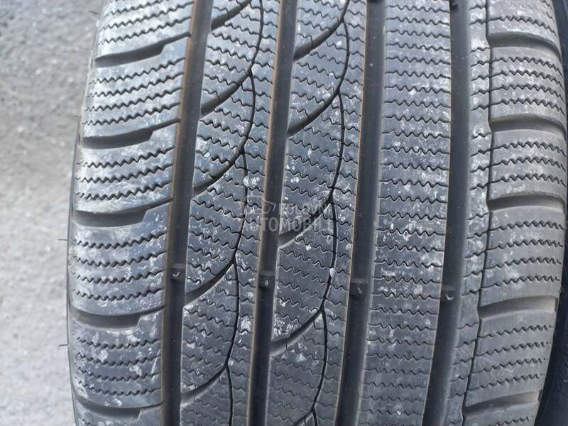 Triangle 275/35 R19 Zimska