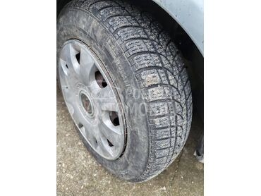 gume sa felnama za Renault Clio