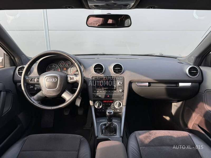 Audi A3 1.6 TDI / NAV / XEN