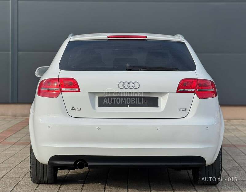 Audi A3 1.6 TDI / NAV / XEN