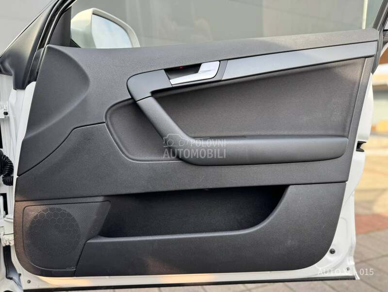 Audi A3 1.6 TDI / NAV / XEN