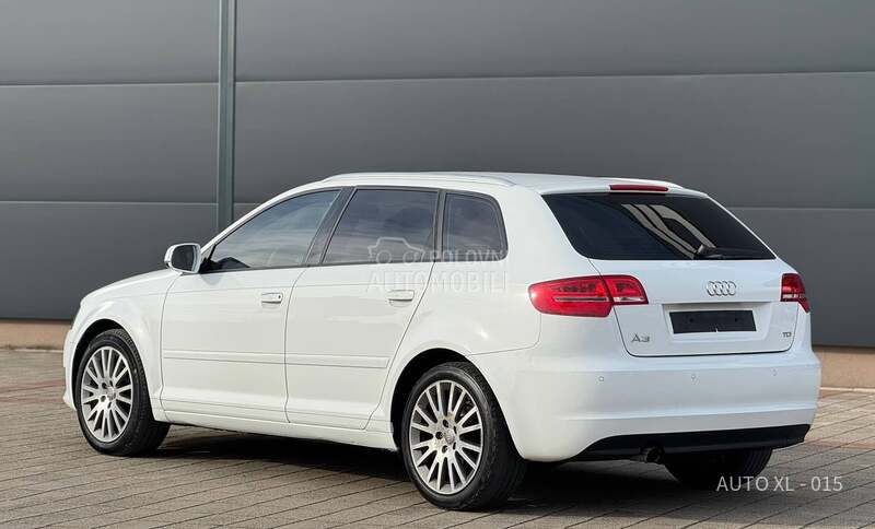 Audi A3 1.6 TDI / NAV / XEN