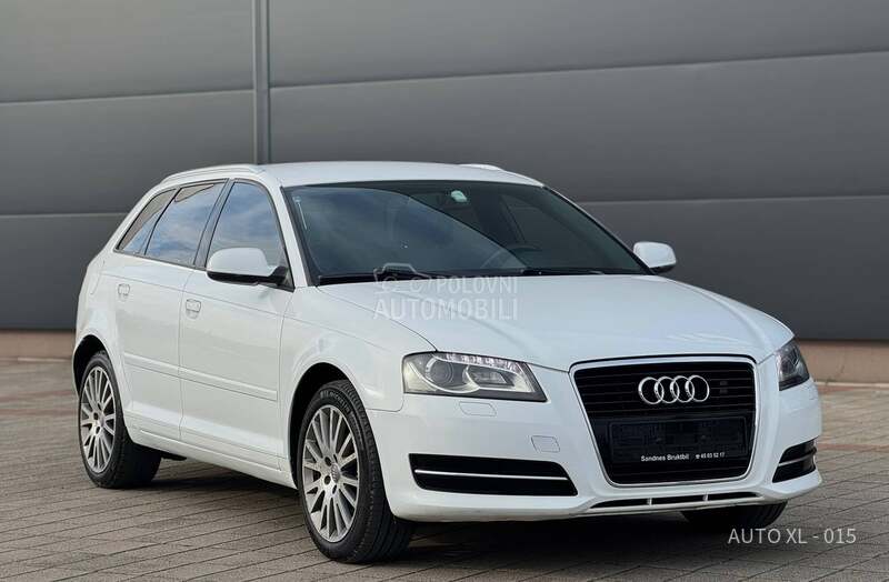 Audi A3 1.6 TDI / NAV / XEN