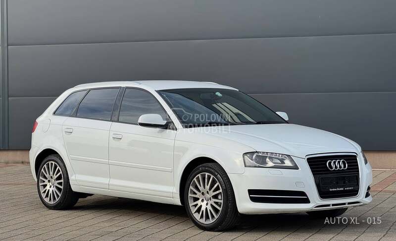 Audi A3 1.6 TDI / NAV / XEN