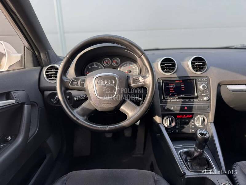 Audi A3 1.6 TDI / NAV / XEN