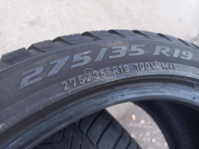 Pirelli 275/35 R19 Zimska