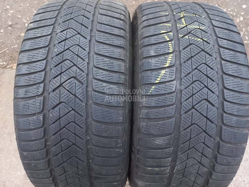Pirelli 275/35 R19 Zimska