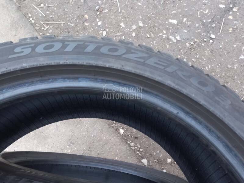 Pirelli 275/35 R19 Zimska