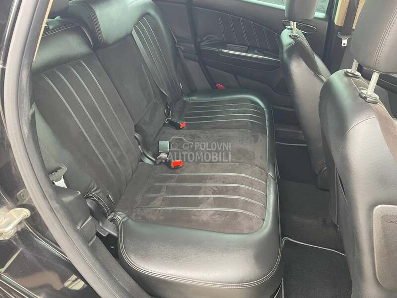 Lancia Delta 1.6mjet PLATINUM